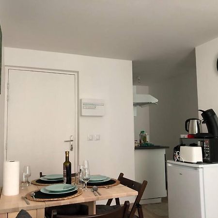 Superbe Appartement Meuble Refait A Neuf Tricastin Pierrelatte Extérieur photo